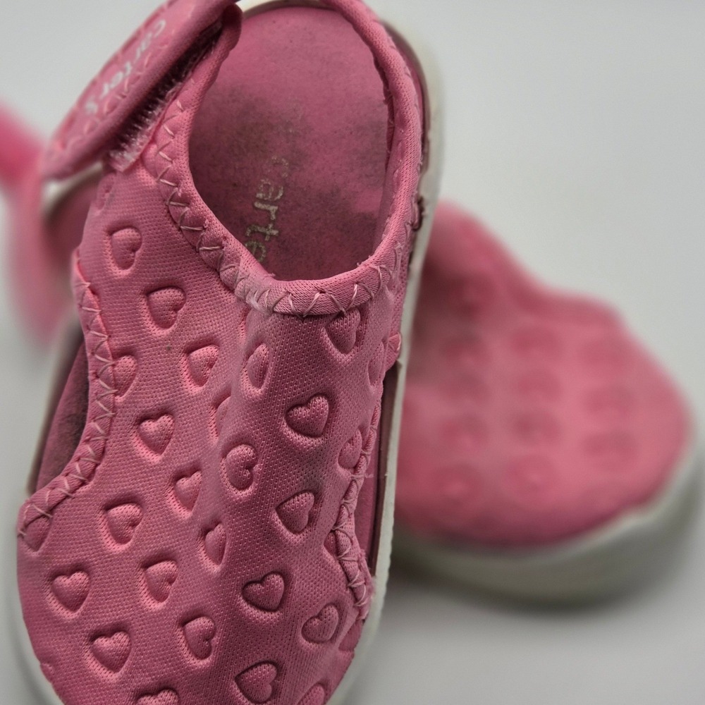 Carters Toddler Girls Pink Heart Embossed Water Shoes Sandals Size 5